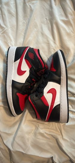Nike Jordans- Boys