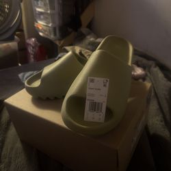 Yeezy Slides