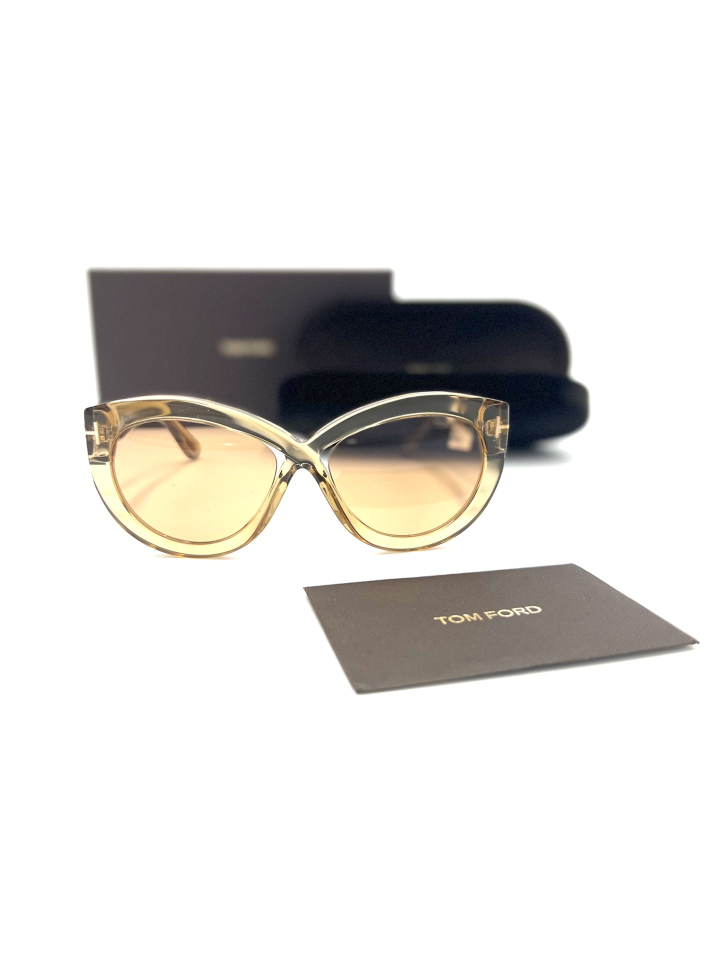 Tom Ford FT0577 Diane-02 Sunglasses Clear Shiny Brown w/Brown Lens 45E