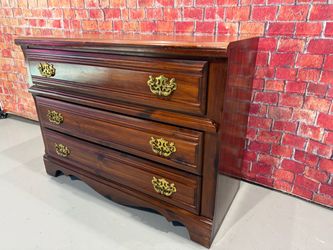 Broyhill Dresser - Free Delivery