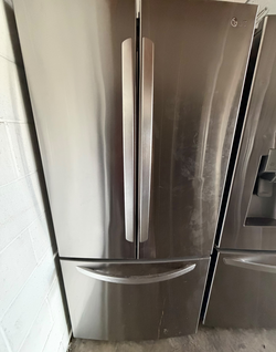 LG French Door Fridge – Stainless, Bottom Freezer, 36"