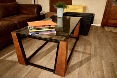 Coffee Table w/2 End Tables (3 piece)