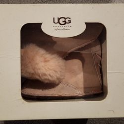 UGGS Baby Size L