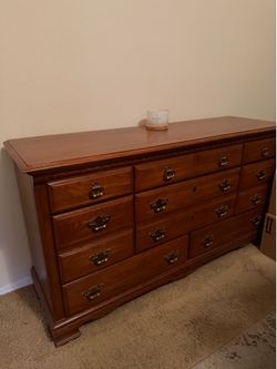 Dresser
