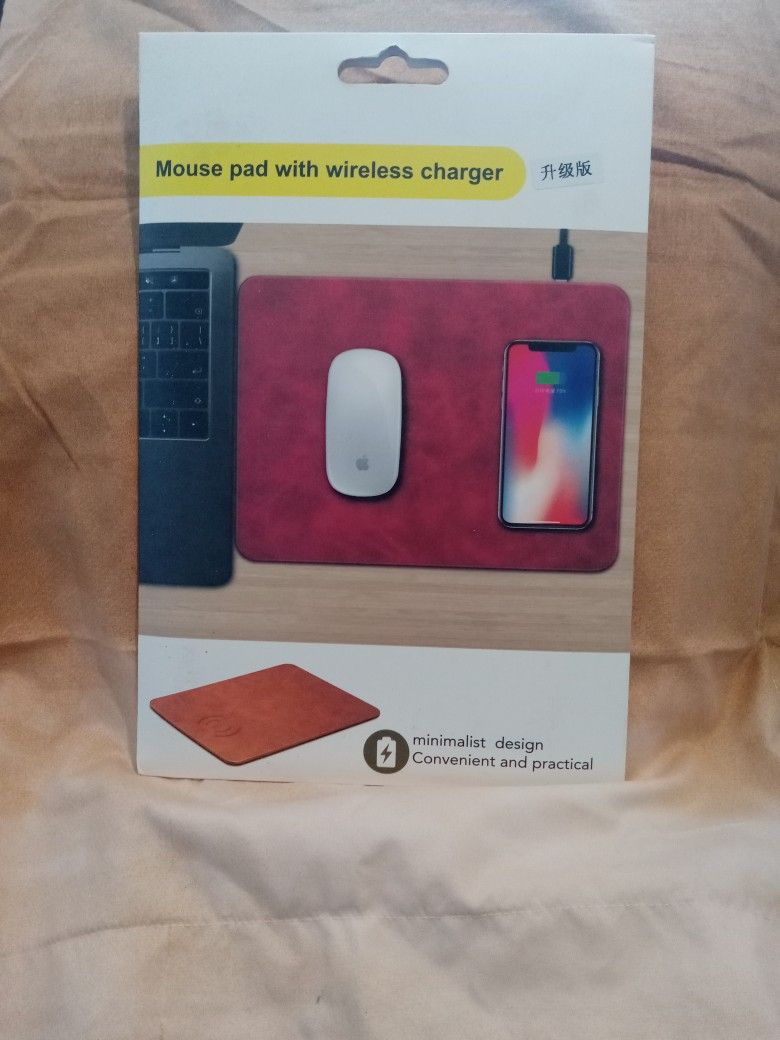 Mouse Pad With Wireless Charger