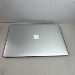 MacBook Air Core i5 4GB 120GB HD 2014