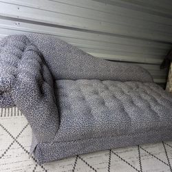 Fainting Couch Great Condition $75,00