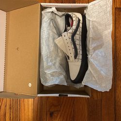 Supreme Vans Old Skool Size 8.5