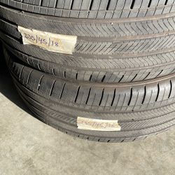 2 Llantas Michelin 235/45/18