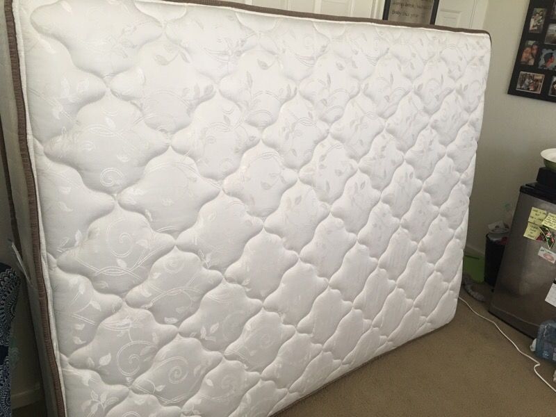 Serta Perfect Sleeper Ballard Queen Size Mattress