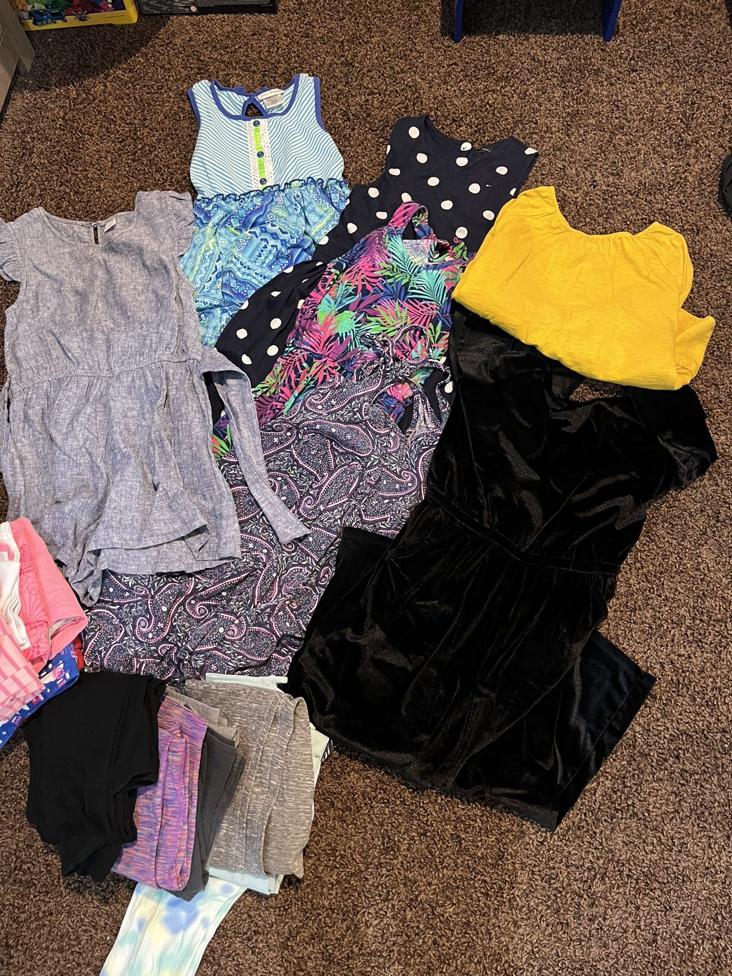 Girls Size 10 Nice Jumper, Dresses, Leggings And Jammies