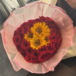Roses With Sunflowers