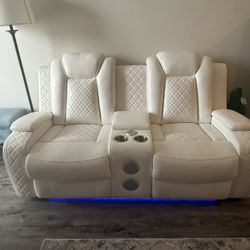 Orion White Power Reclining Console Loveseat With Power Footrest And Headrest