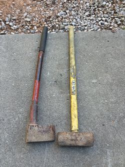 Splitting mall and sledge hammer
