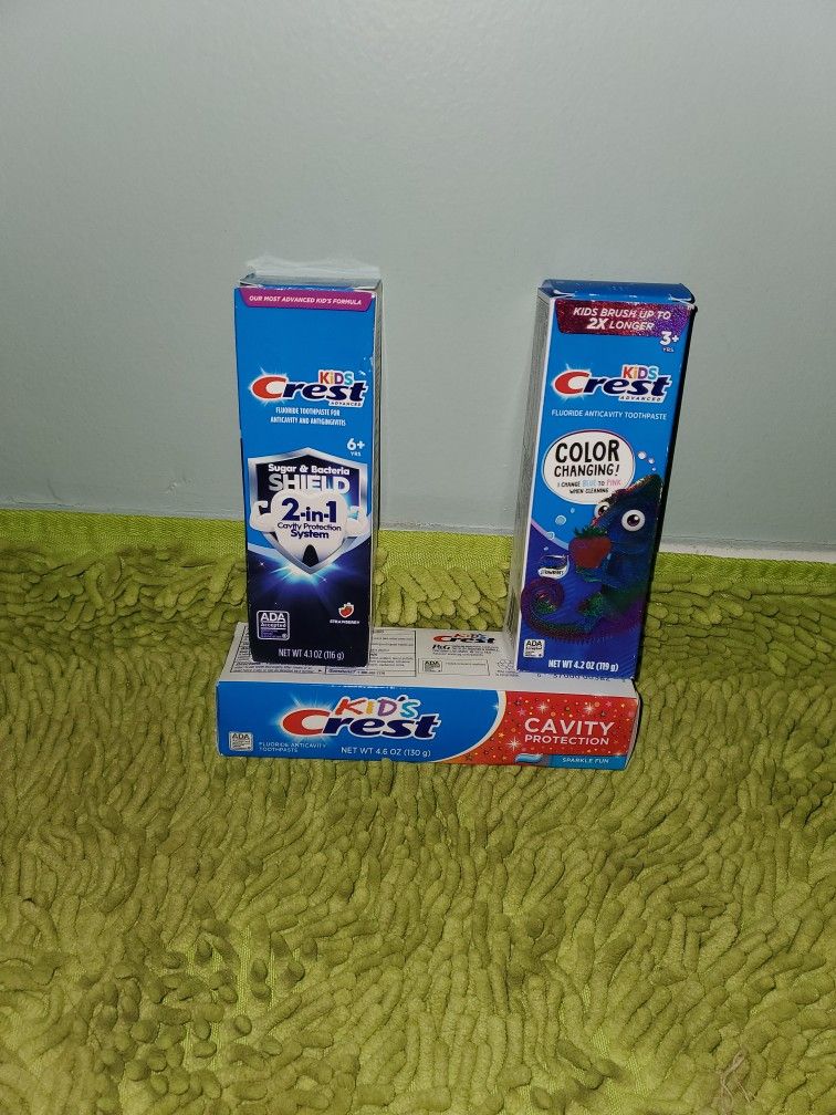 3 Crest Toothpaste Kids