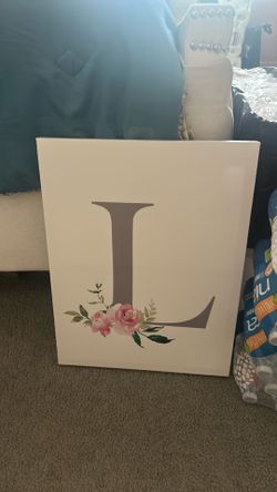 L letter decorative wall art