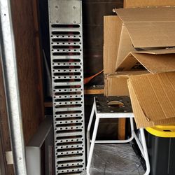 Dirtbike ramp and stand