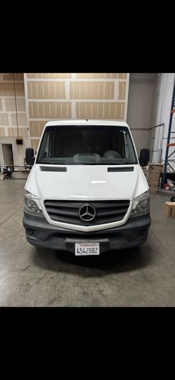Mercedez Van
