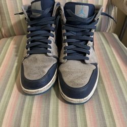 Air Jordan 1 Mid SE ‘French Blue’