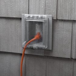 Outdoor Outlets For Christmas Lights