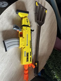 Fortnite nerf Guns & Pick Axe