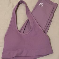 Brand: Bombshell sportswear (Figure Butt Lift Leggings) Includes: Sports bra + leggings (2-piece set) Condition: new  Size: xe/s