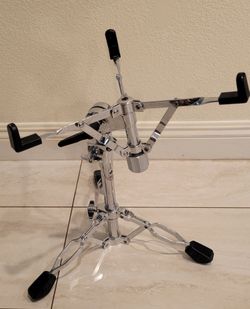 DW Snare Drum Stand