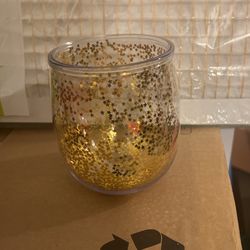 Cups