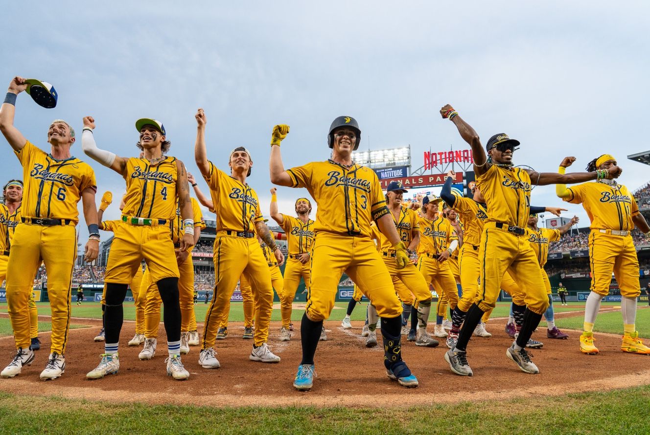 4 Tickets To Savannah Bananas Baseball Game 3/22/26