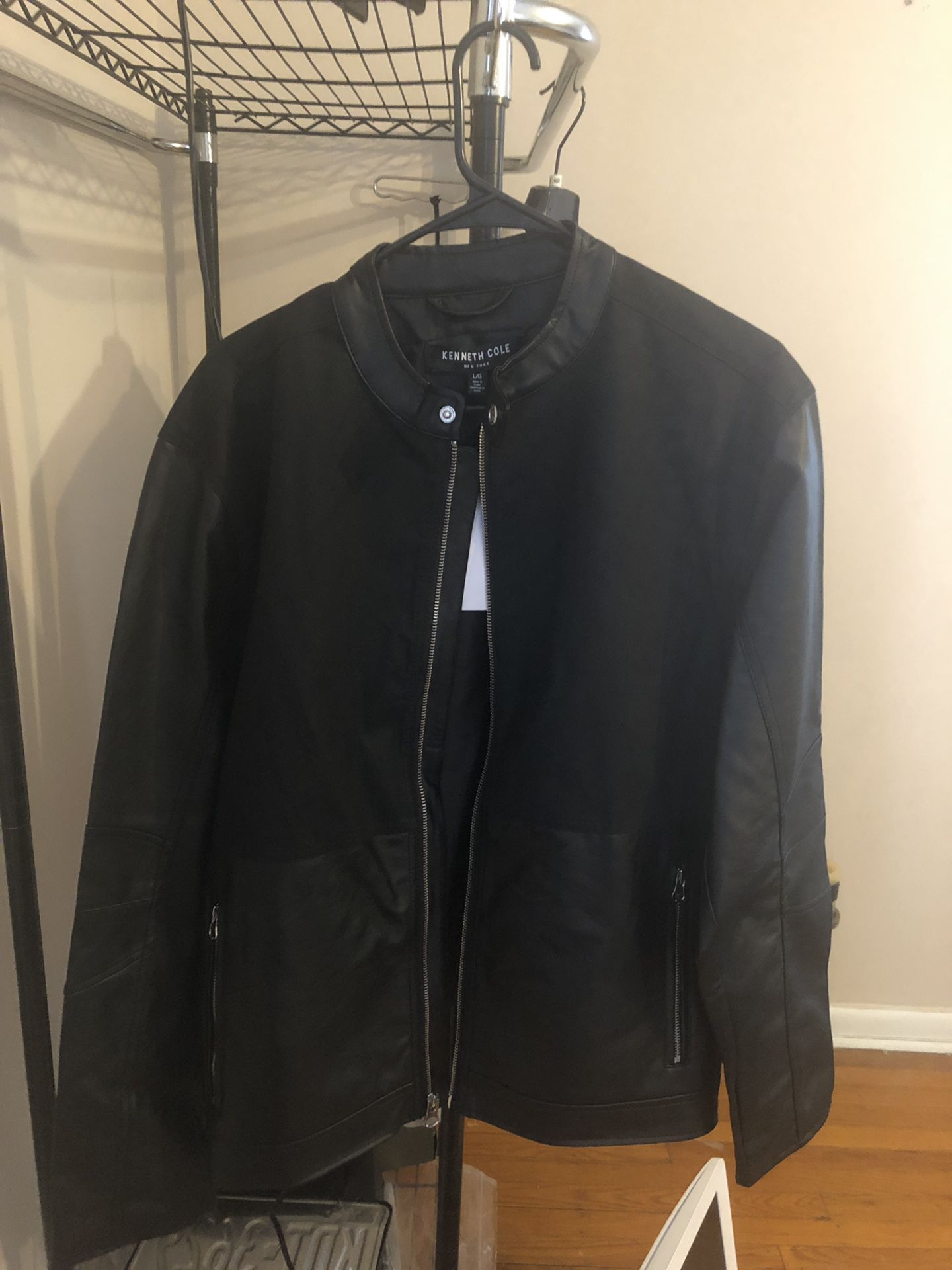 Kenneth Cole Men’s Leather Jacket Size Large