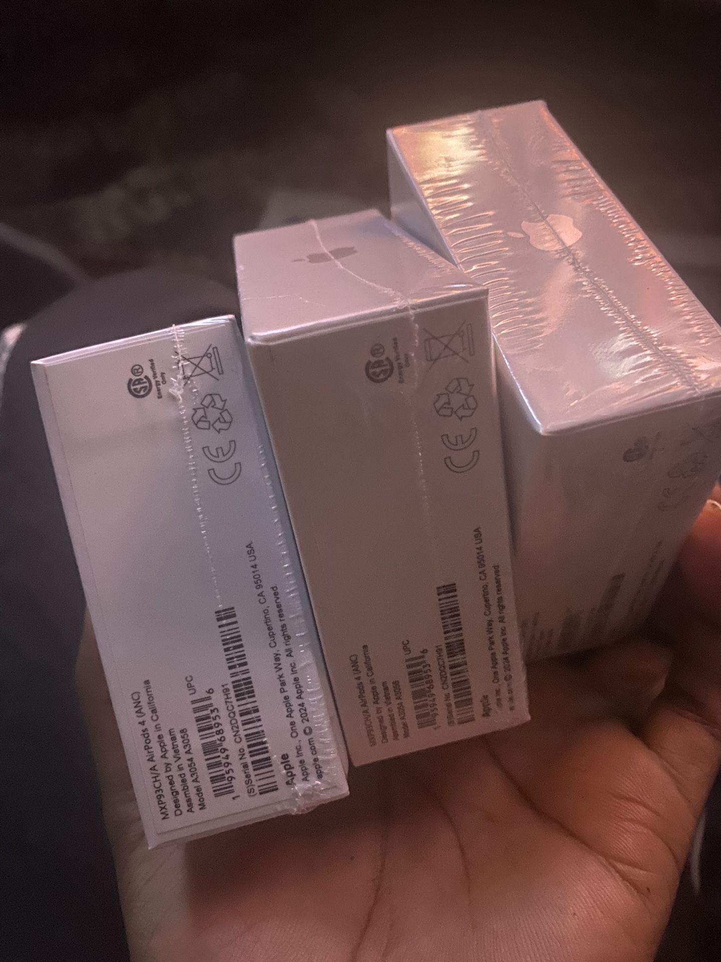 AirPods Generation 4