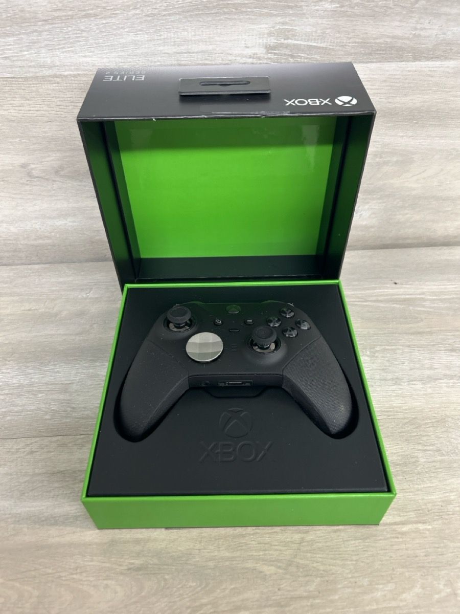 Microsoft Xbox Elite Series 2 Core Wireless Controller (PO1020125) -Like New Condition