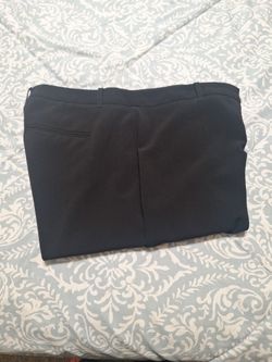 Size 10 Dress Pants  Worn Only A Few Times . They Wash  And Dry Perfectly  For 7 Dollars 