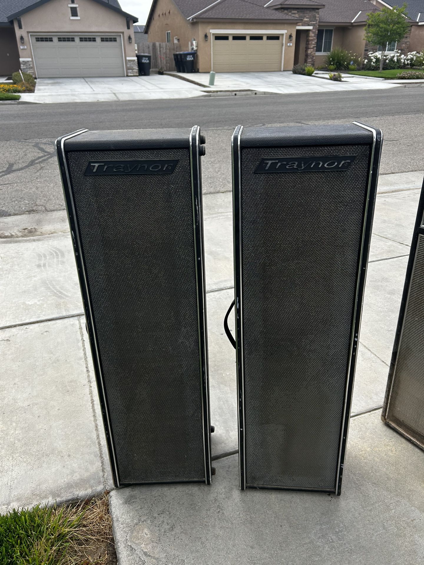Traynor YSC-3 Bass Speaker Cabinets 