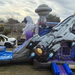 hombre De Espacio Brincolín 