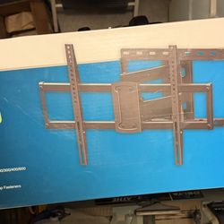 Commercial Electric TV Wall Mount 32”-90” 
