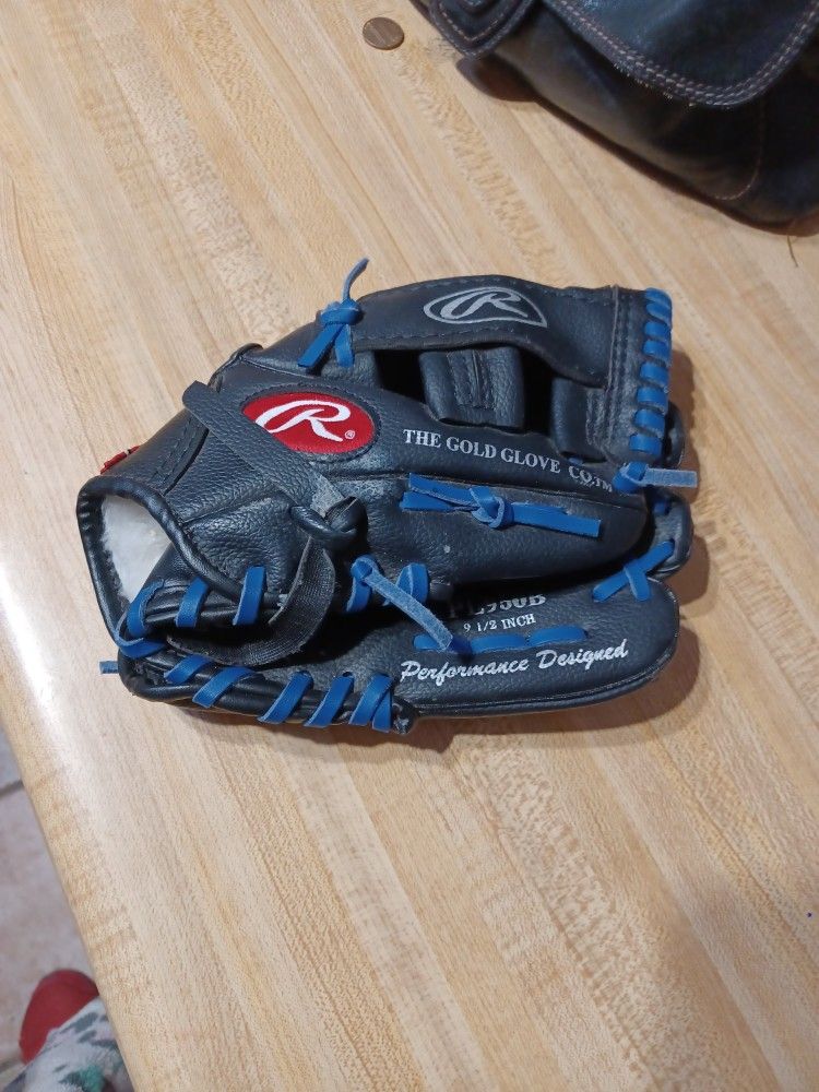 Youth Baseball Glove