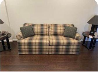 Sleeper Sofa / Pull-Out Couch – Great Condition - Farmhouse Style