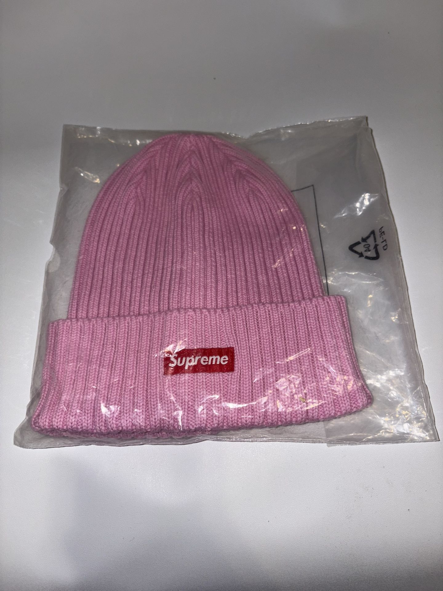 SUPREME Beanie