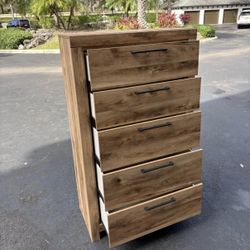 BEDROOM CHEST SOLID WOOD WITH 5 DRAWERS BROWN COLOR BRAND NEW