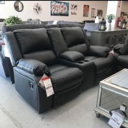 Calderwell Reclining Sofa And Loveseat With Console Black🎈 New Brand 🌟 Great Financing Options 👍 Fastest Delivery ✅