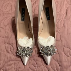 Sarah Jessica Parker Lacy heels, color "Moonstone"