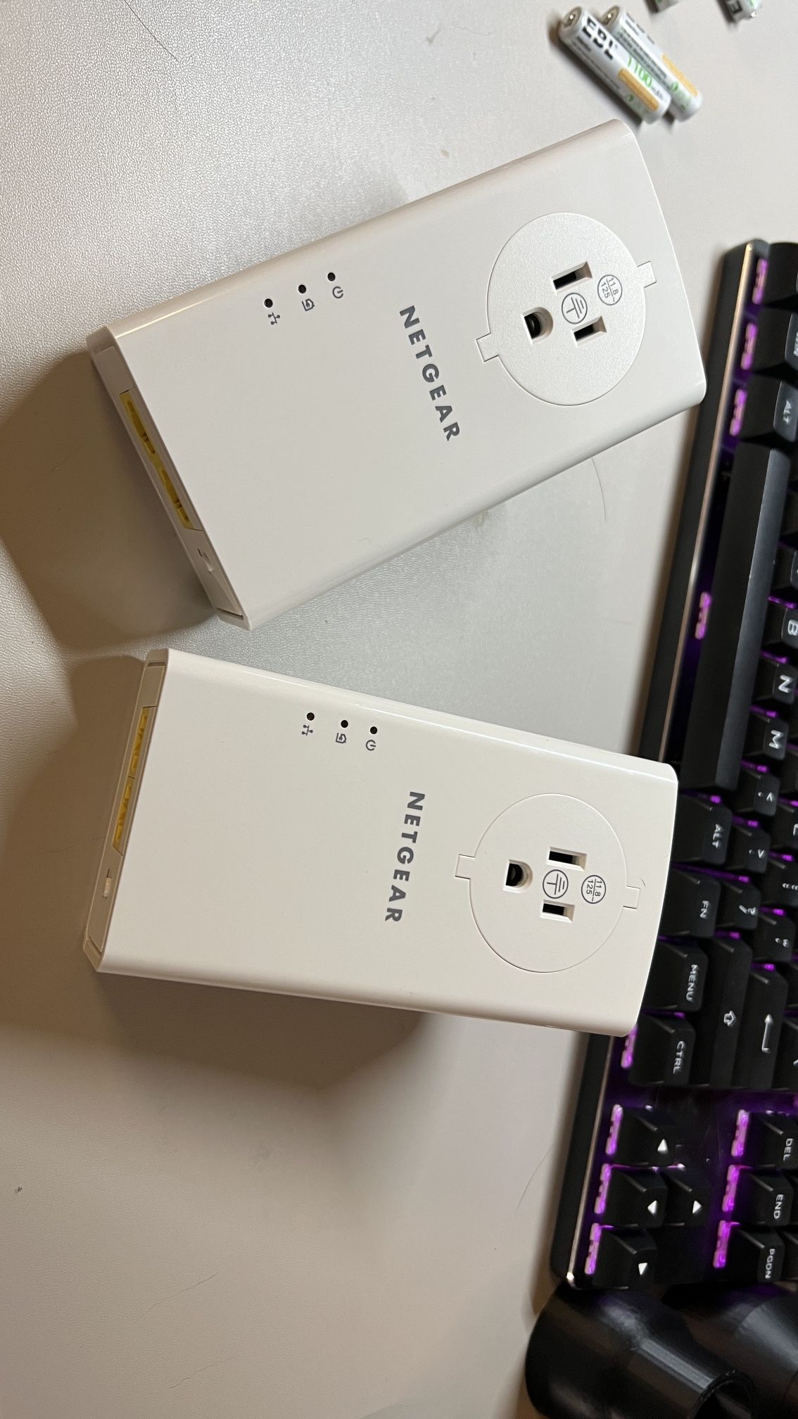 Netgear 2000 Powerline Adapter With Outlet
