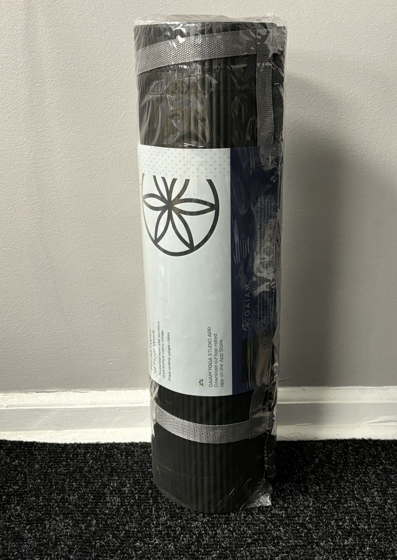 Gaiam Essential Yoga Mat