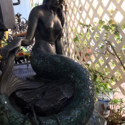 Light , Decor , No Bronze !! $300