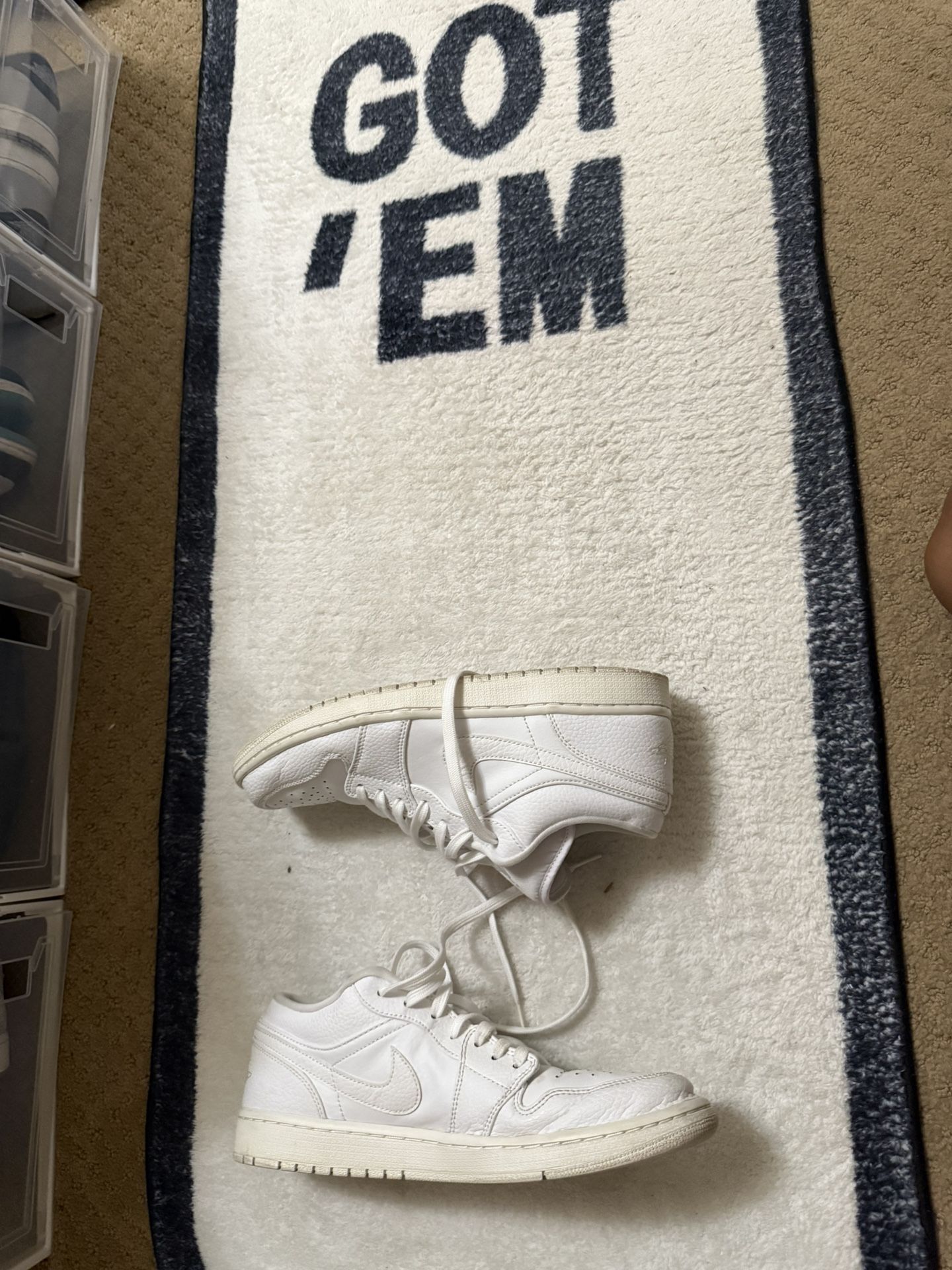 Jordan 1 Low Triple All White Size 10.5 Great Condition