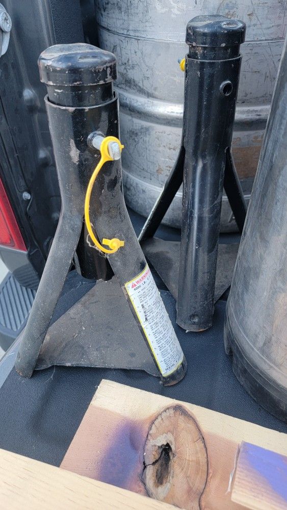 Auto Jack Stands