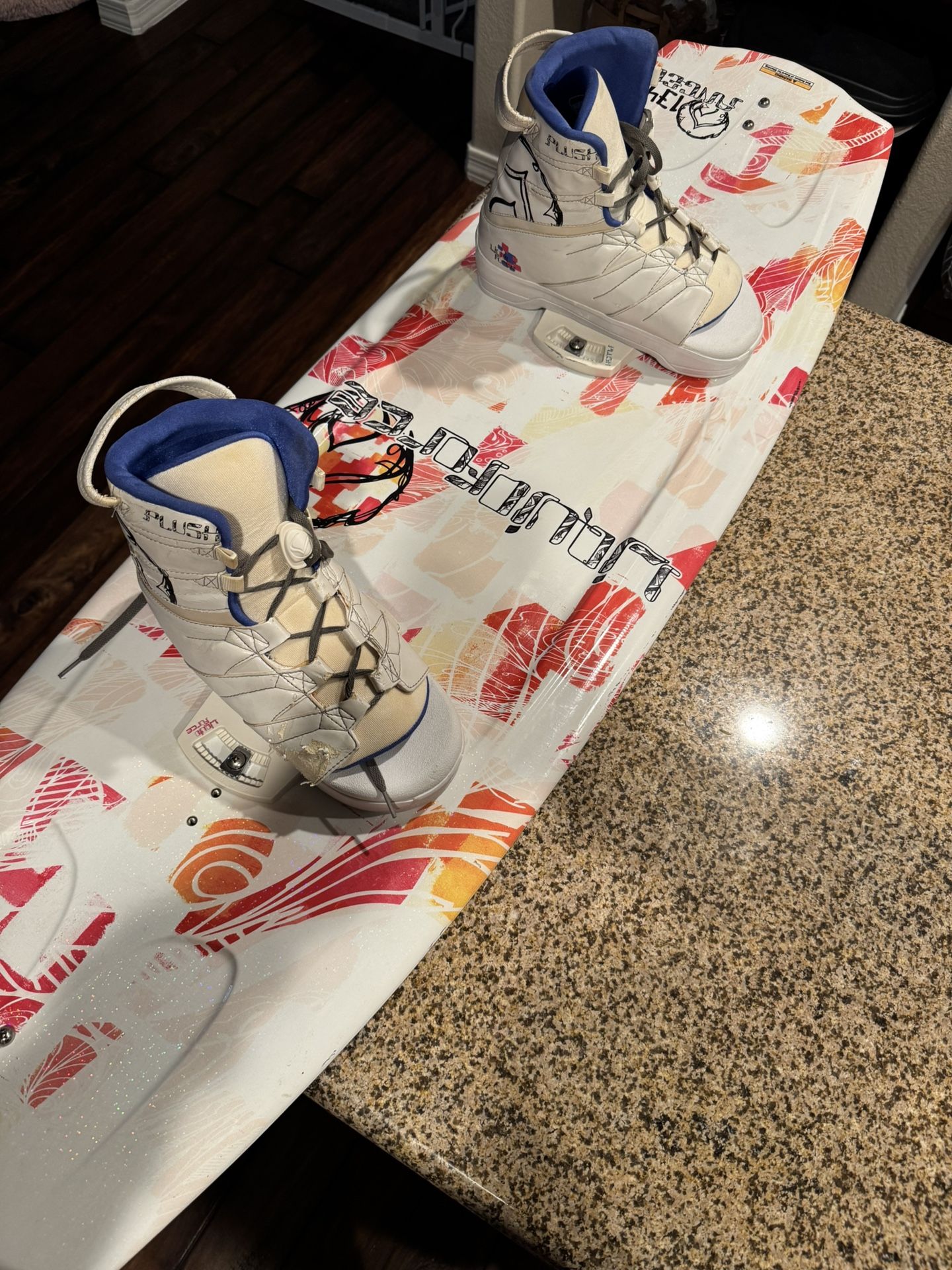 Woman’s Wake Board With Boots