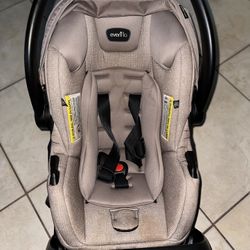 Evenflo Car seat With Base