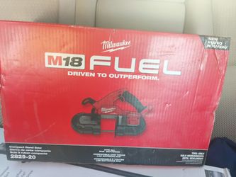 NEW Milwaukee M18 FUEL Compact Band Saw 2829-20 – Tool Only